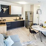 דירה The Town Hall -welcome Apartment-free Outdoor Parking-ac