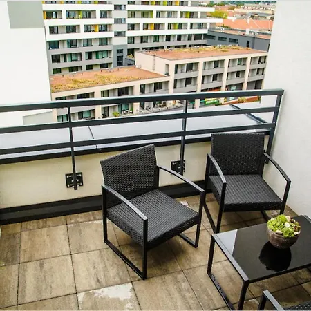 דירה The Town Hall -welcome Apartment-free Outdoor Parking-ac קושיצה
