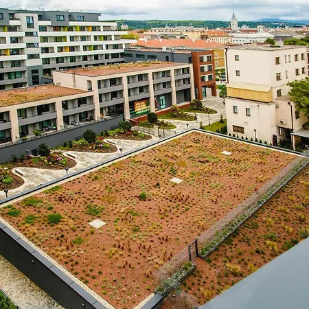 The Town Hall -welcome Apartment-free Outdoor Parking-ac * קושיצה