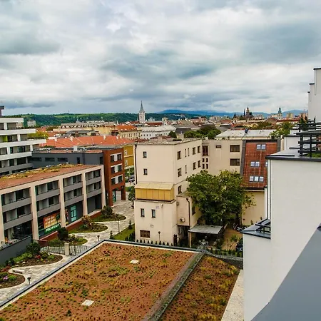 The Town Hall -welcome Apartment-free Outdoor Parking-ac * Kosice